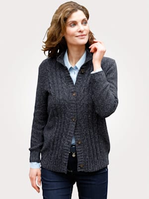 Cardigan in a cable knit