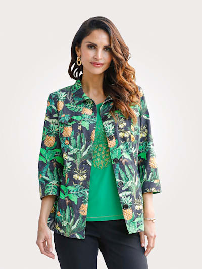 Blazer with a pineapple print