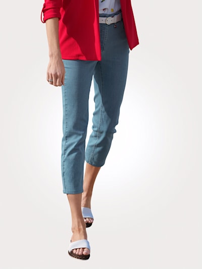 Jeans with tonal stitched detailing