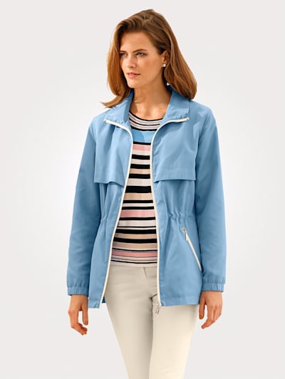 Parka in a lightweight fabric