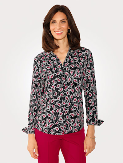 Blouse with a floral print